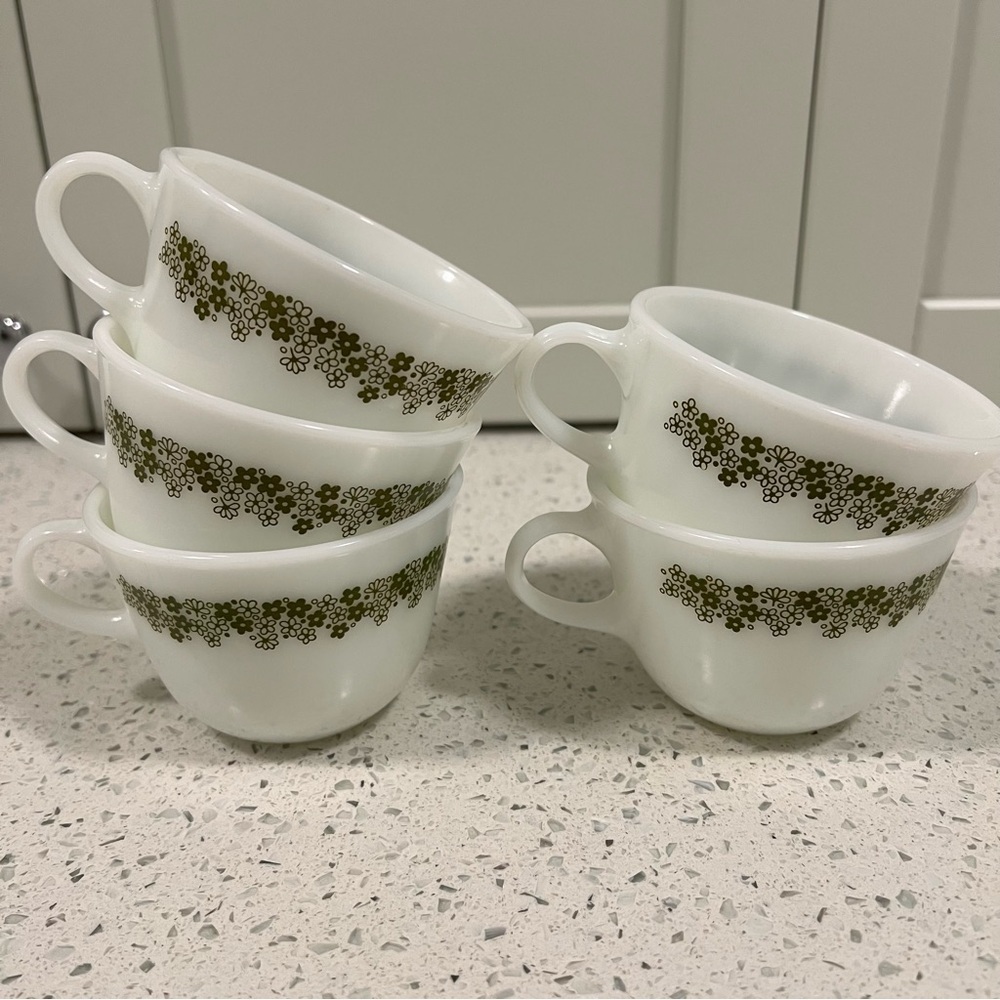 PYREX Spring Blossom Crazy Daisy Milk Glass Mug Set of 5